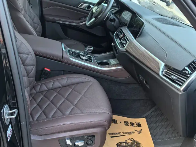 BMW X5 — Фото автомобиля 16