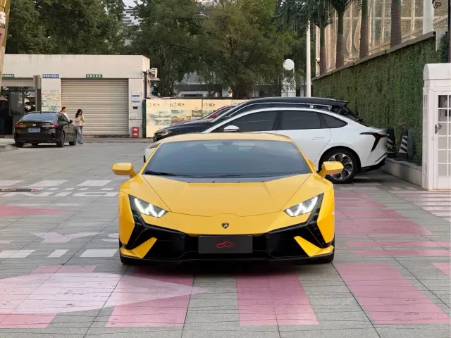 Lamborghini Huracan — Фото автомобиля 2