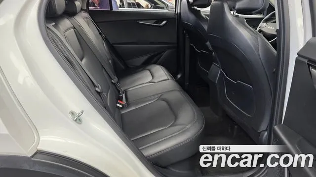 Kia Niro The All New Niro Trendy — Фото автомобиля 11