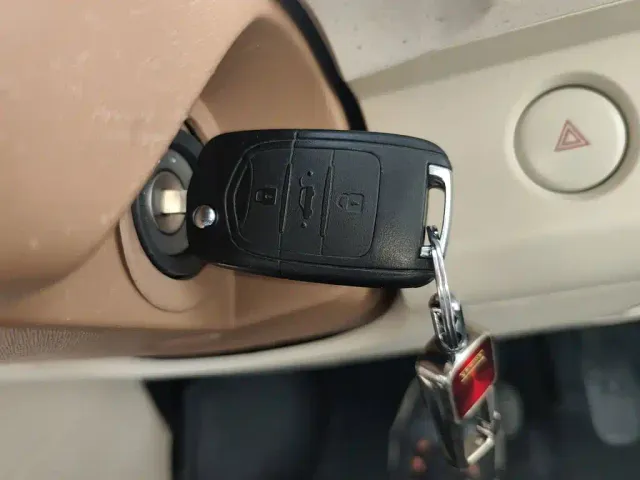 Wuling Hongguang Mini EV — Фото автомобиля 9
