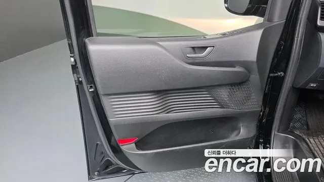 Hyundai Staria — Фото автомобиля 14