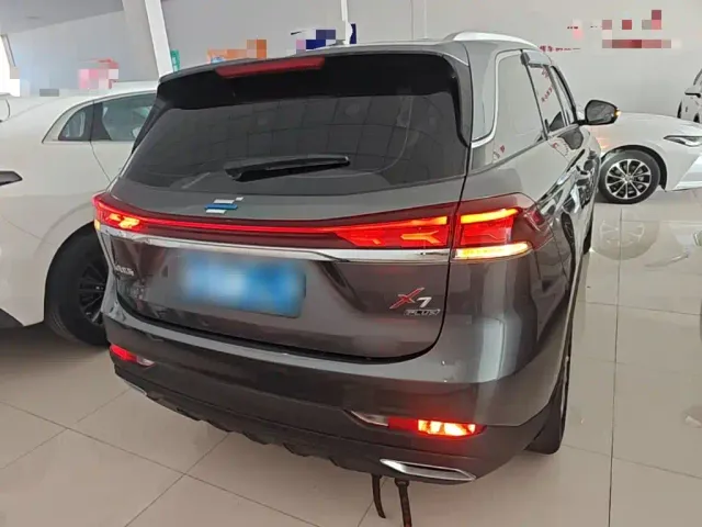 Changan X7 Plus — Фото автомобиля 5