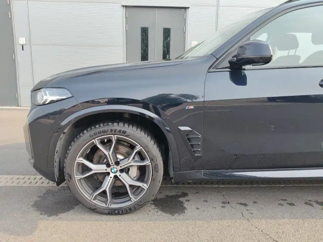BMW X5 — Фото автомобиля 4