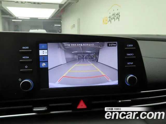 Hyundai Avante CN7 — Фото автомобиля 16