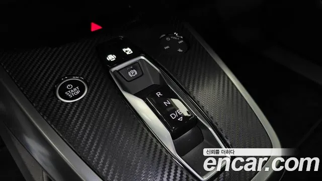Audi Q4 e-tron — Фото автомобиля 9