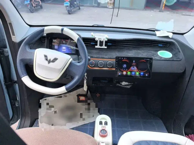 Wuling Hongguang Mini EV — Фото автомобиля 10