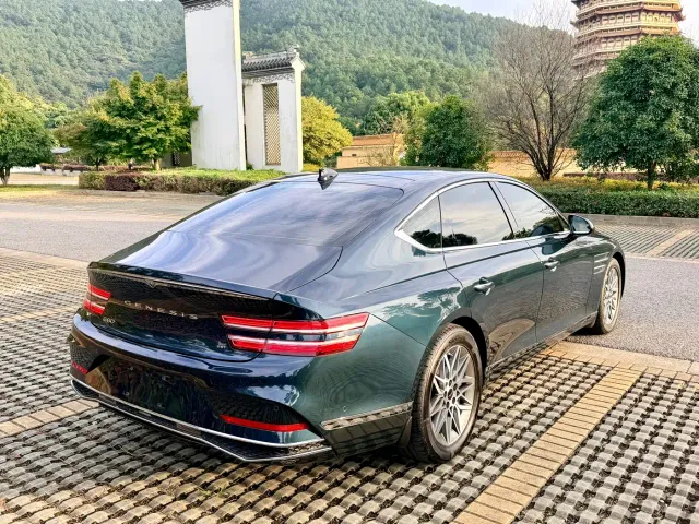 Genesis G80 — Фото автомобиля 5