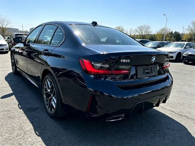 BMW 3 Series — Фото автомобиля 17