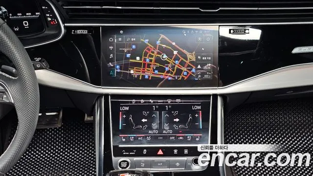 Audi Q8 55 TFSI quattro Premium — Фото автомобиля 14