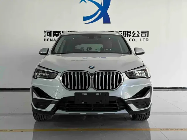 BMW X1 — Фото автомобиля 12
