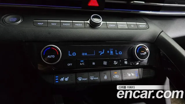 Hyundai AVANTE Новый Avante (CN7) — Фото автомобиля 27