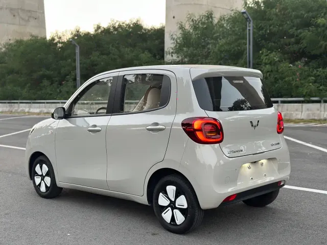 Wuling Hongguang Mini EV — Фото автомобиля 9