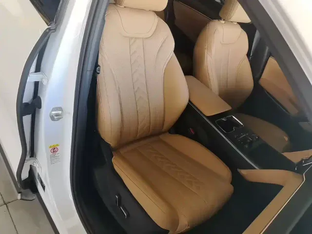 BYD Song L DM-i — Фото автомобиля 24