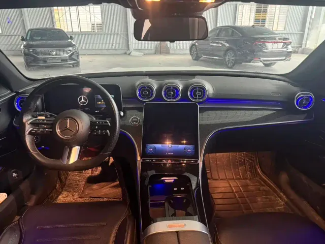 Mercedes-Benz C-Class — Фото автомобиля 4
