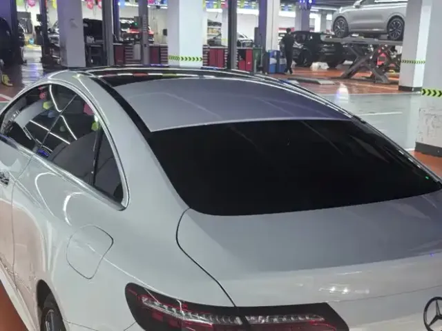 Mercedes-Benz E-Class — Фото автомобиля 8