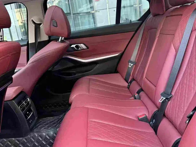 BMW 3 Series — Фото автомобиля 10