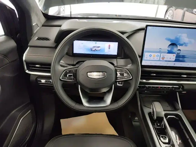 Geely Haoyue L — Фото автомобиля 10