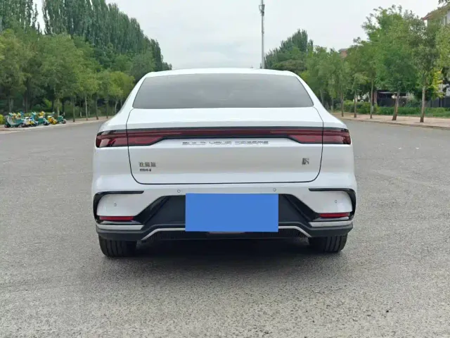 BYD Han — Фото автомобиля 5