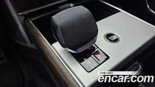 Land Rover Range Rover — Фото автомобиля 9