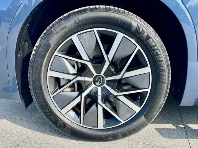 GAC Trumpchi Xiangwang S9 — Фото автомобиля 22