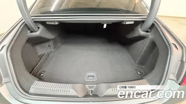 Mercedes-Benz CLS-Class — Фото автомобиля 19