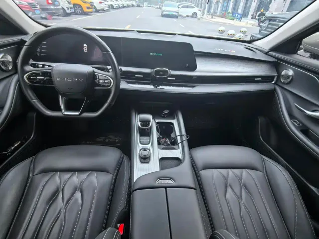 Chery Arrizo 8 — Фото автомобиля 8