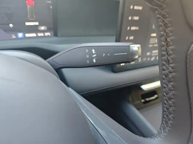 Buick Zhijing E7 — Фото автомобиля 15