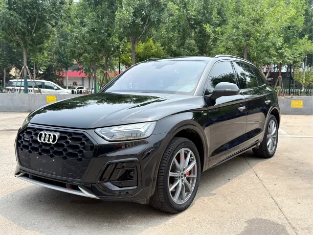 Audi Q5L — Фото автомобиля 2