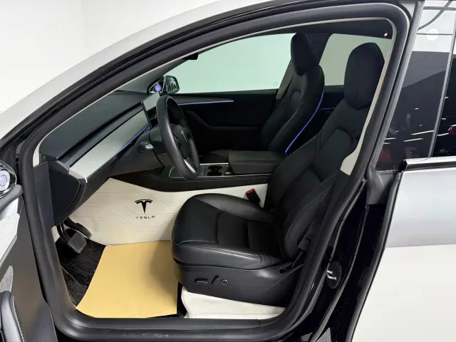 Tesla Model Y — Фото автомобиля 4