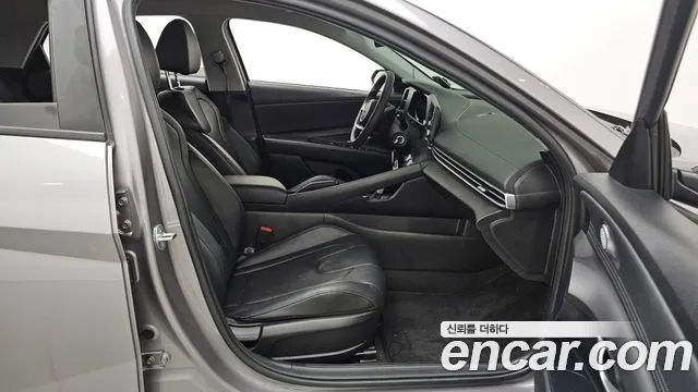 Hyundai AVANTE Avante (CN7) — Фото автомобиля 20