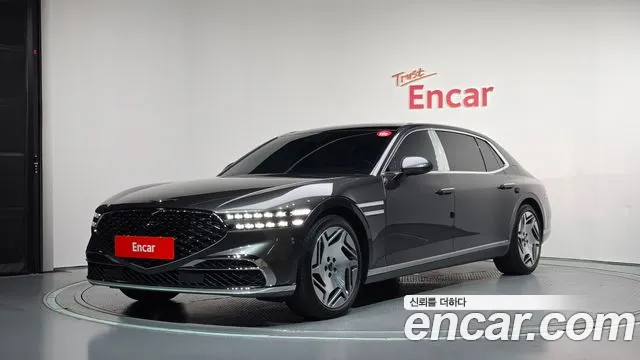 Фотография автомобиля — Genesis G90 RS4
