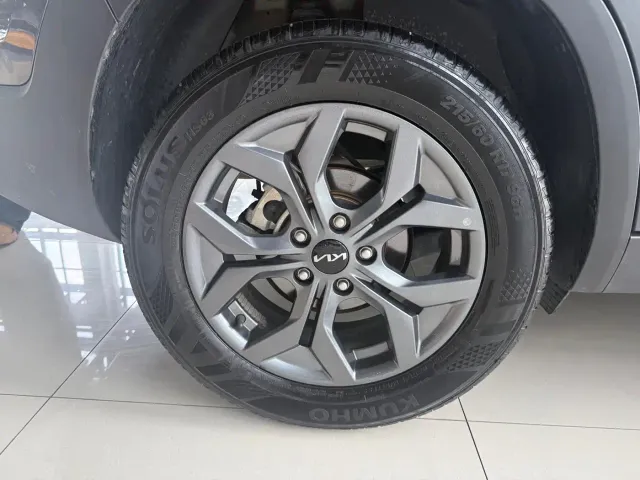 Kia Seltos — Фото автомобиля 14