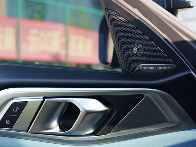 BMW M4 — Фото автомобиля 17