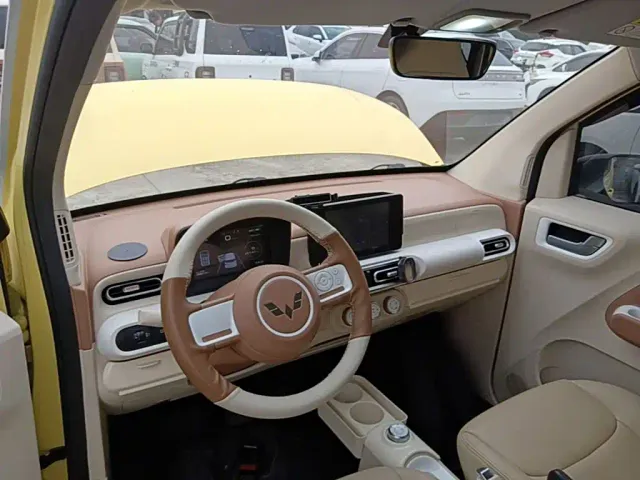 Wuling Hongguang Mini EV — Фото автомобиля 9