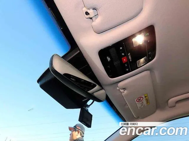 Hyundai Grandeur GN7 — Фото автомобиля 10