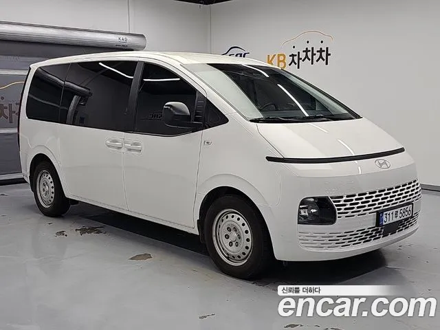 Hyundai Staria — Фото автомобиля 2