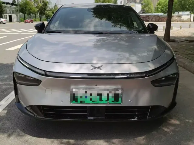 Xpeng P7+ — Фото автомобиля 2