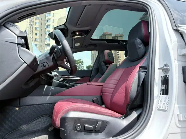 BMW 5 Series — Фото автомобиля 5