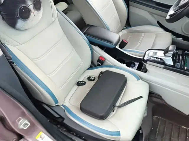 BYD Yuan Pro — Фото автомобиля 24