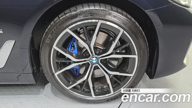 BMW 5-Series 5 серия (G30) 530i xDrive M Sport — Фото автомобиля 5