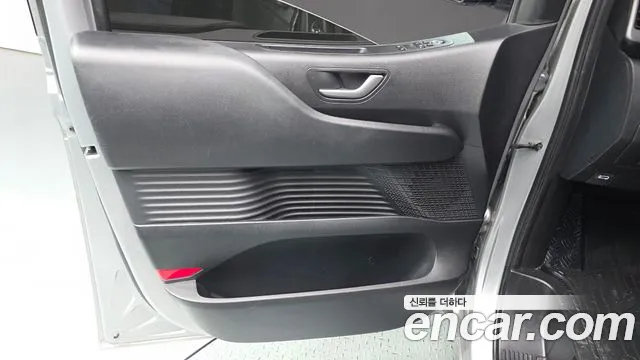 Hyundai Staria Staria — Фото автомобиля 25
