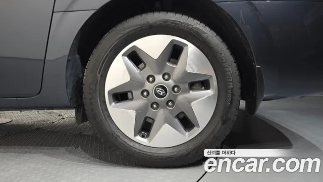 Hyundai Staria — Фото автомобиля 6