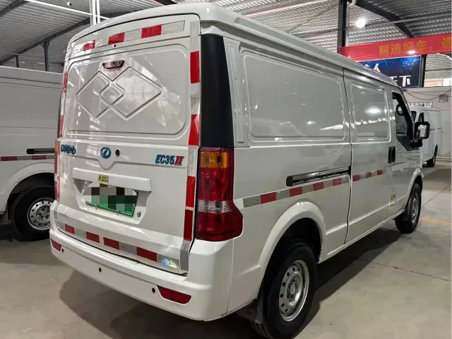 Ruichi New Energy EC35 — Фото автомобиля 8