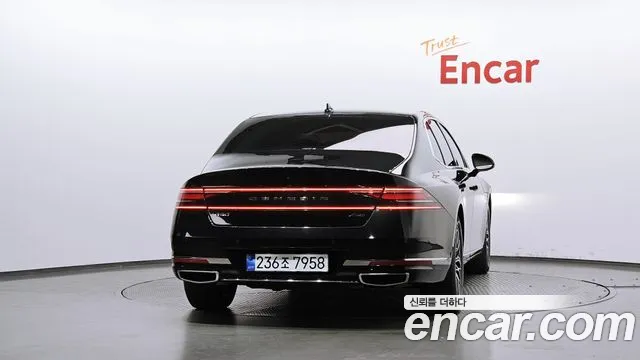 Genesis G90 Бензин 3.5 турбо AWD — Фото автомобиля 4