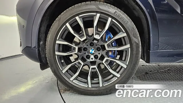 BMW X6 xDrive40i M Sport — Фото автомобиля 5