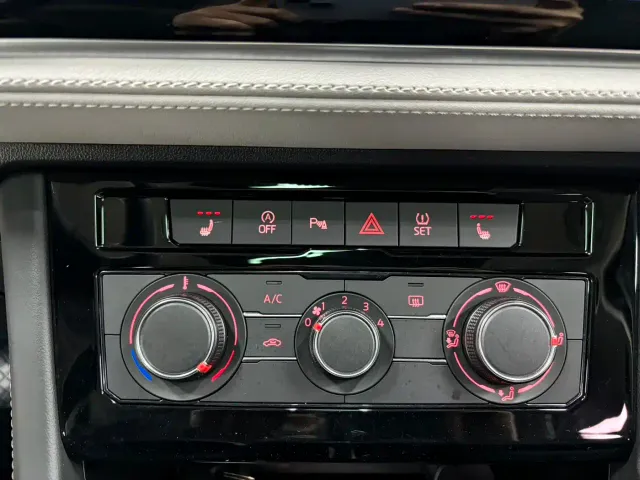 Jetta VS7 — Фото автомобиля 16