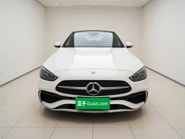 Mercedes-Benz C-Class — Фото автомобиля 2