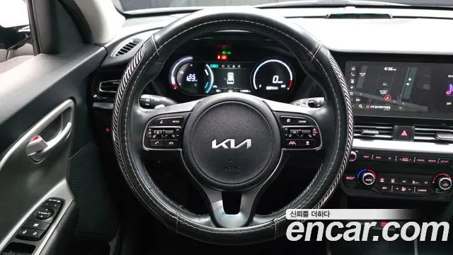 Kia Niro Niro Plus Earth — Фото автомобиля 11