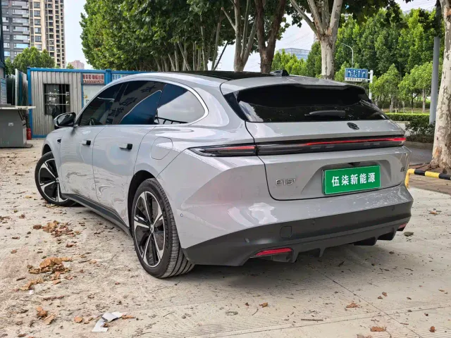 Nio ET5 Touring — Фото автомобиля 6