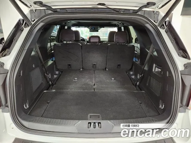 Ford Explorer Generation 6 — Фото автомобиля 19